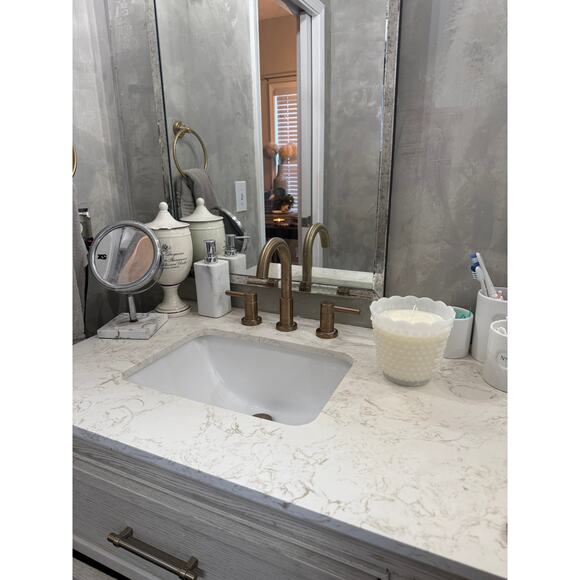 Candle in a Vintage milkglass dish,  Vintage Decor - Picture 5 of 5